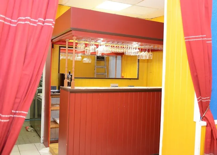 Aux Armes De Belgique Hotel