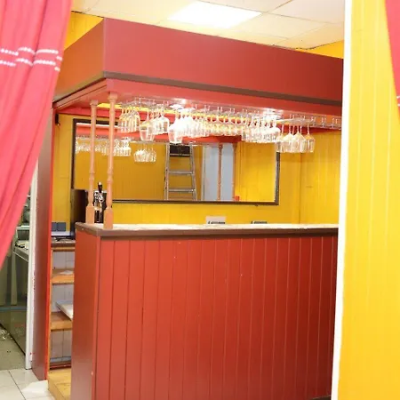 Aux Armes De Belgique 酒店