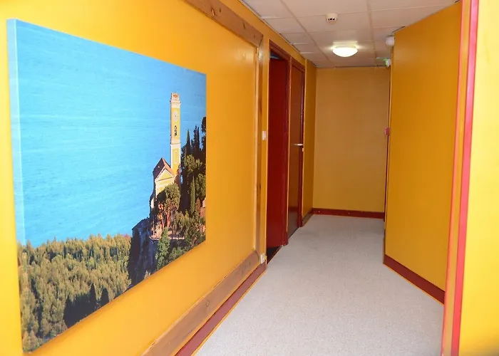 Aux Armes De Belgique Lourdes